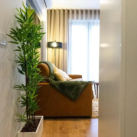 The Beautiful Ones *