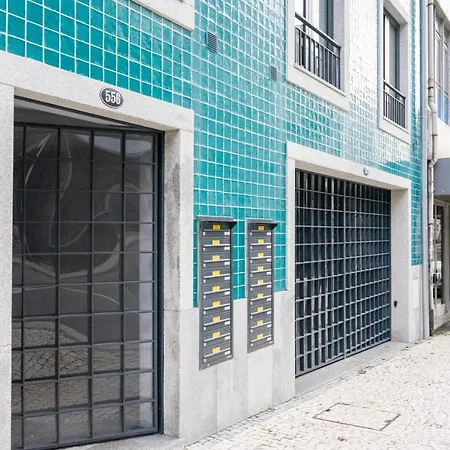 The Beautiful Ones بورتو