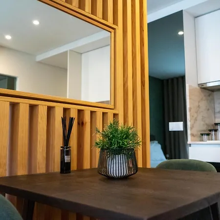 The Beautiful Ones * Πόρτο