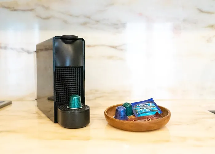 The Beautiful Ones * Πόρτο