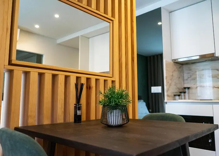 The Beautiful Ones * Πόρτο