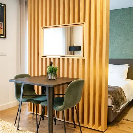 The Beautiful Ones Oporto