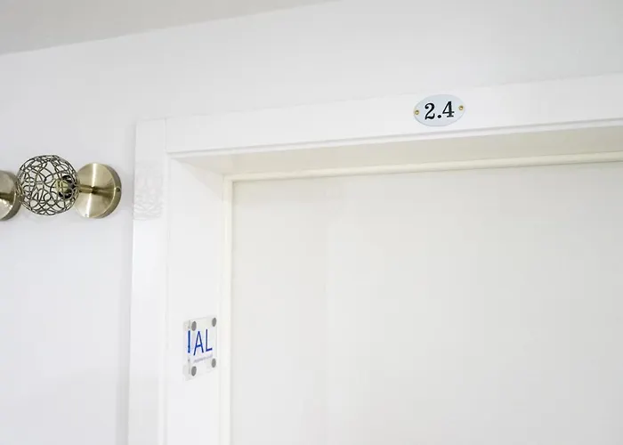 The Beautiful Ones Appartement